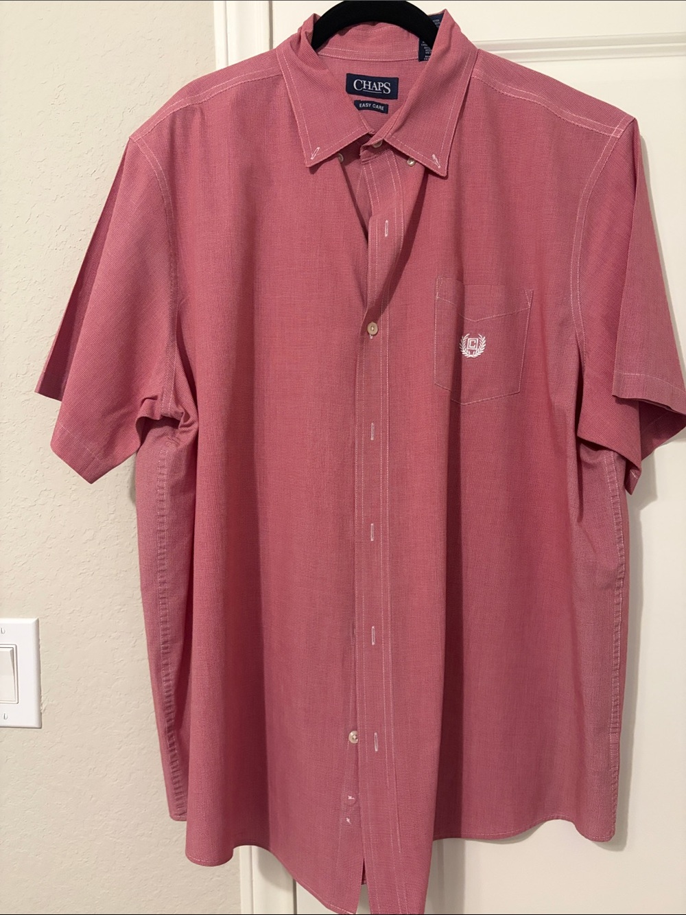 Chaps Men's Short-Sleeve Button-Down Shirt in Rose